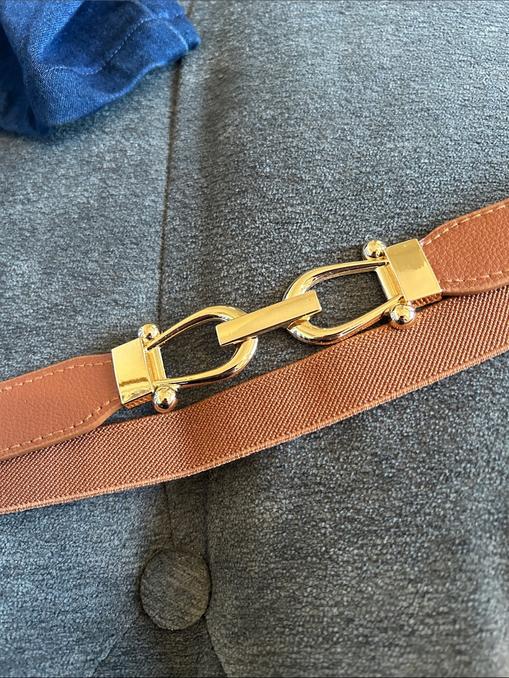 Classy Gold Horseshoe Buckle Elastic Belt